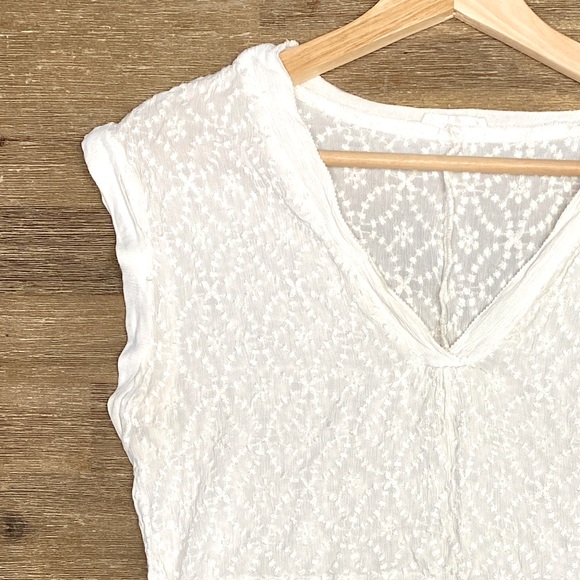 Gentle fawn blouse - Picture 5 of 8